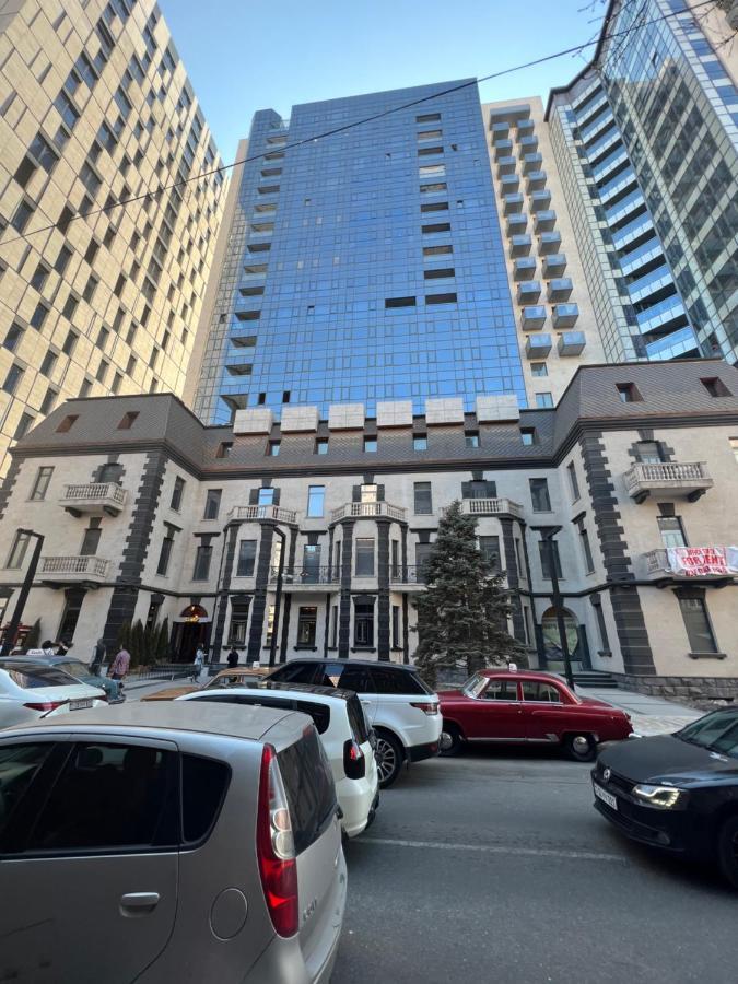 N1 Guest Hause Yerevan Exterior photo