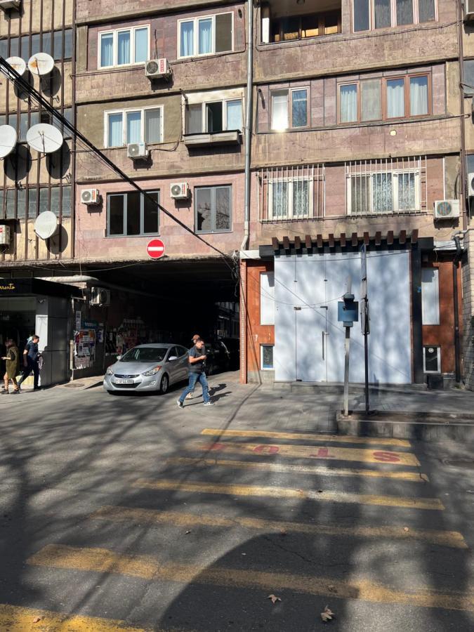 N1 Guest Hause Yerevan Exterior photo